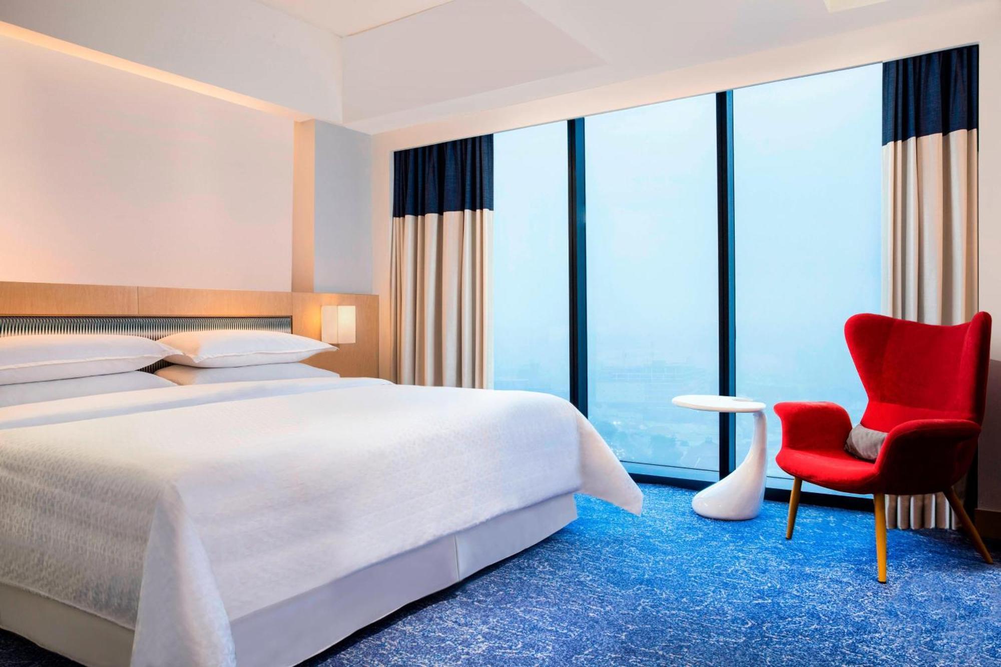 Four Points By Sheraton Surabaya, Tunjungan Plaza Eksteriør billede