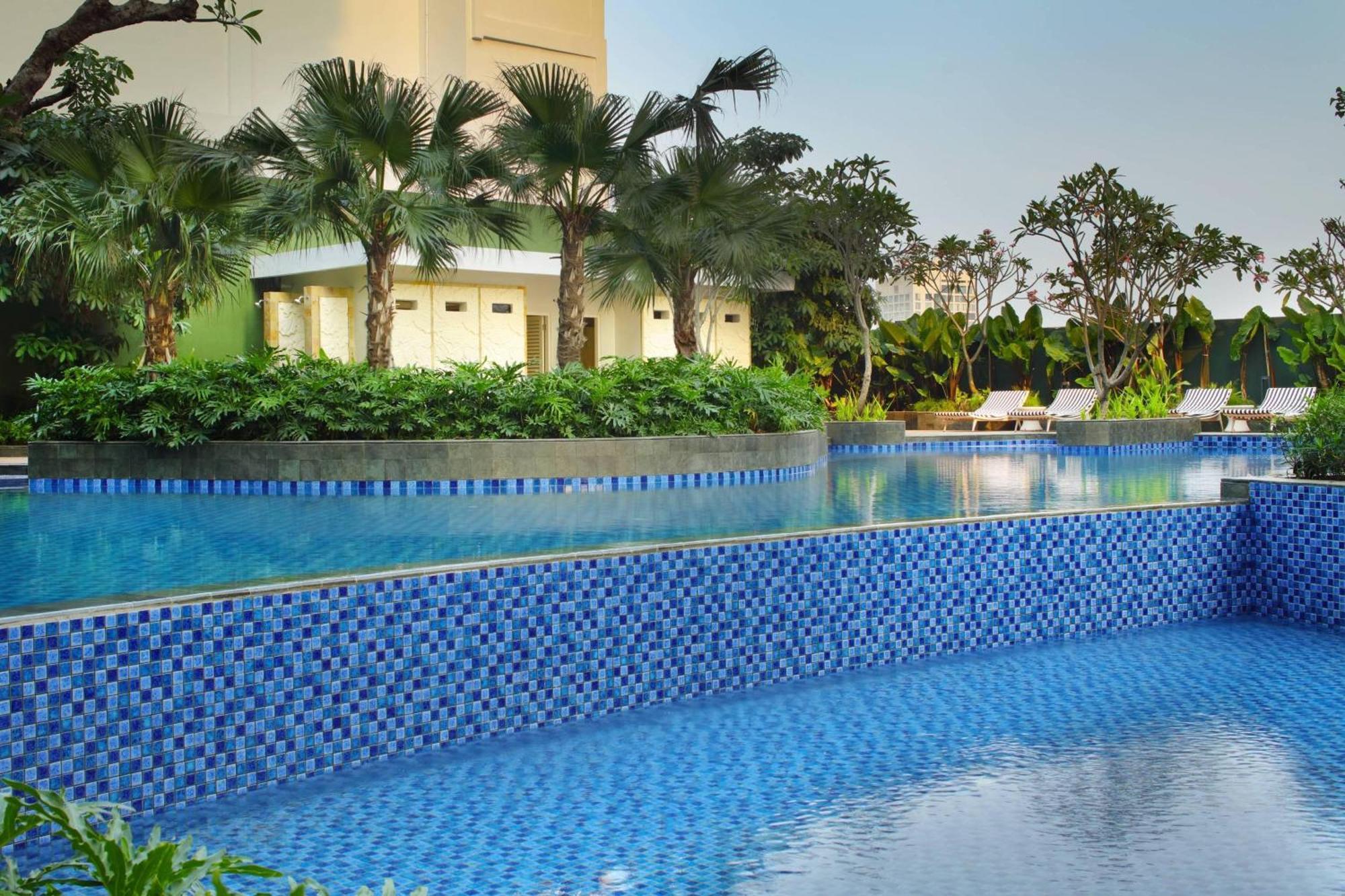 Four Points By Sheraton Surabaya, Tunjungan Plaza Eksteriør billede
