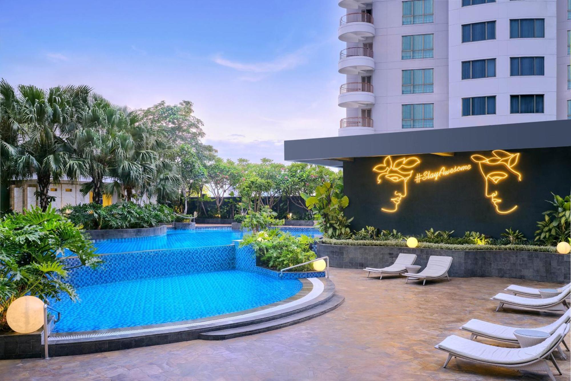 Four Points By Sheraton Surabaya, Tunjungan Plaza Eksteriør billede