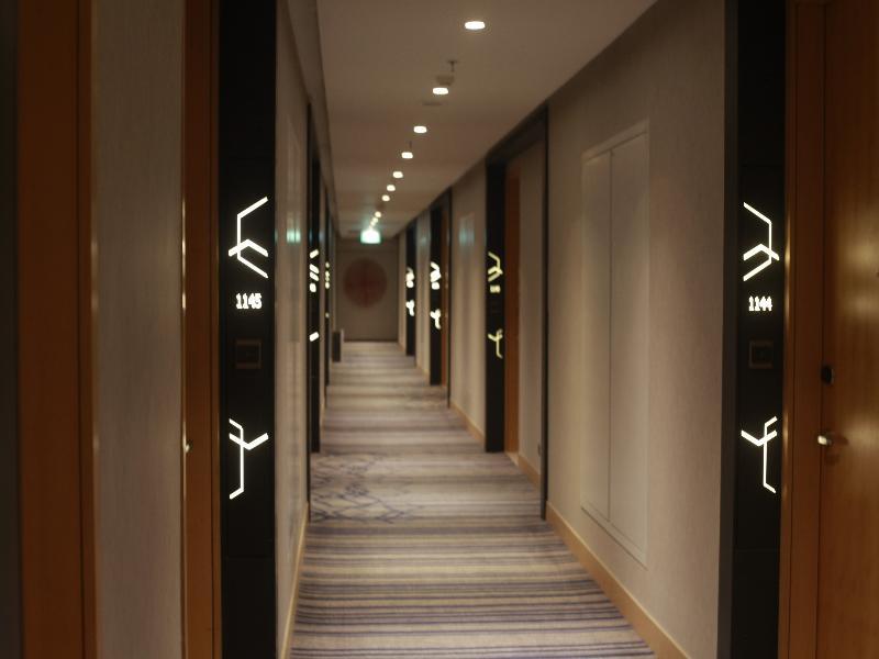 Four Points By Sheraton Surabaya, Tunjungan Plaza Eksteriør billede